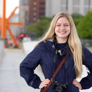 Meet your Posher, Leslie